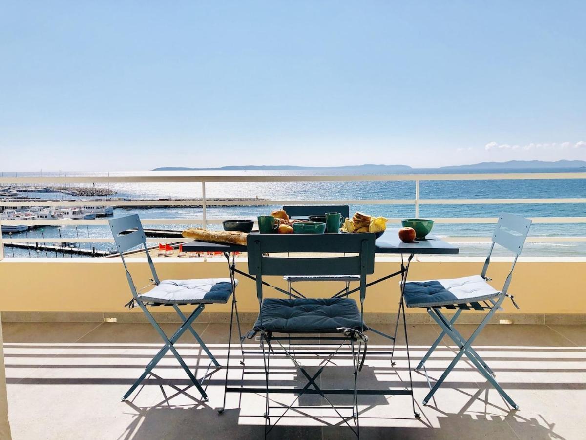 T3 Front De Mer Dernier Etage Vue Mer Petit Havre De Paix Pour Vos Vacances Emplacement Unique Vue Mer Panoramique A 180 Degres Pour Ce T3 En Face De La Plage Front De Mer Vue Sur Les Iles 5 Et Dernier Etage Avec Ascenseur Le Lavandou Eksteriør billede